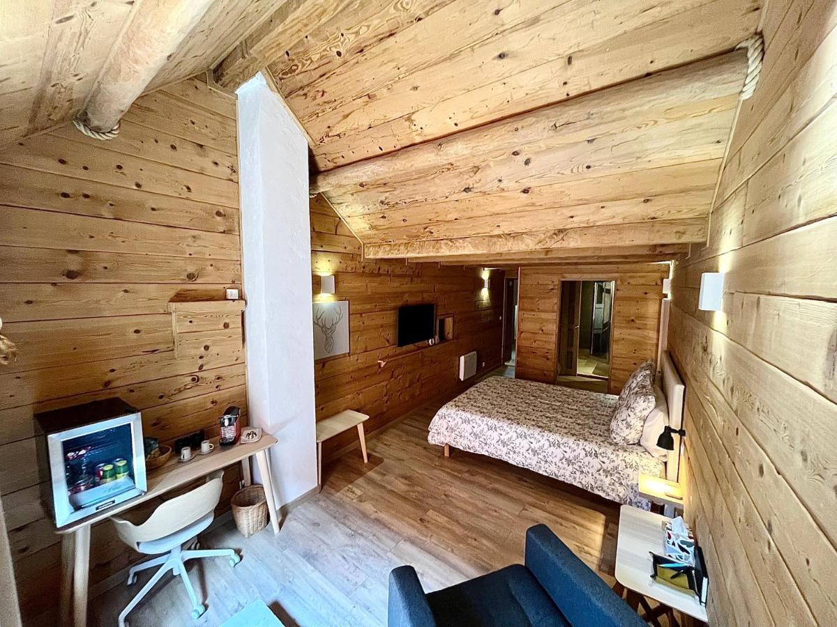 Suite "Chalet" Dans Maison De Village La Brigue 外观 照片